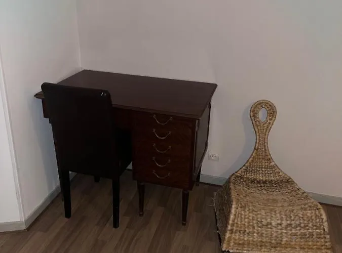 Le Petit Bonheur De La Haute *